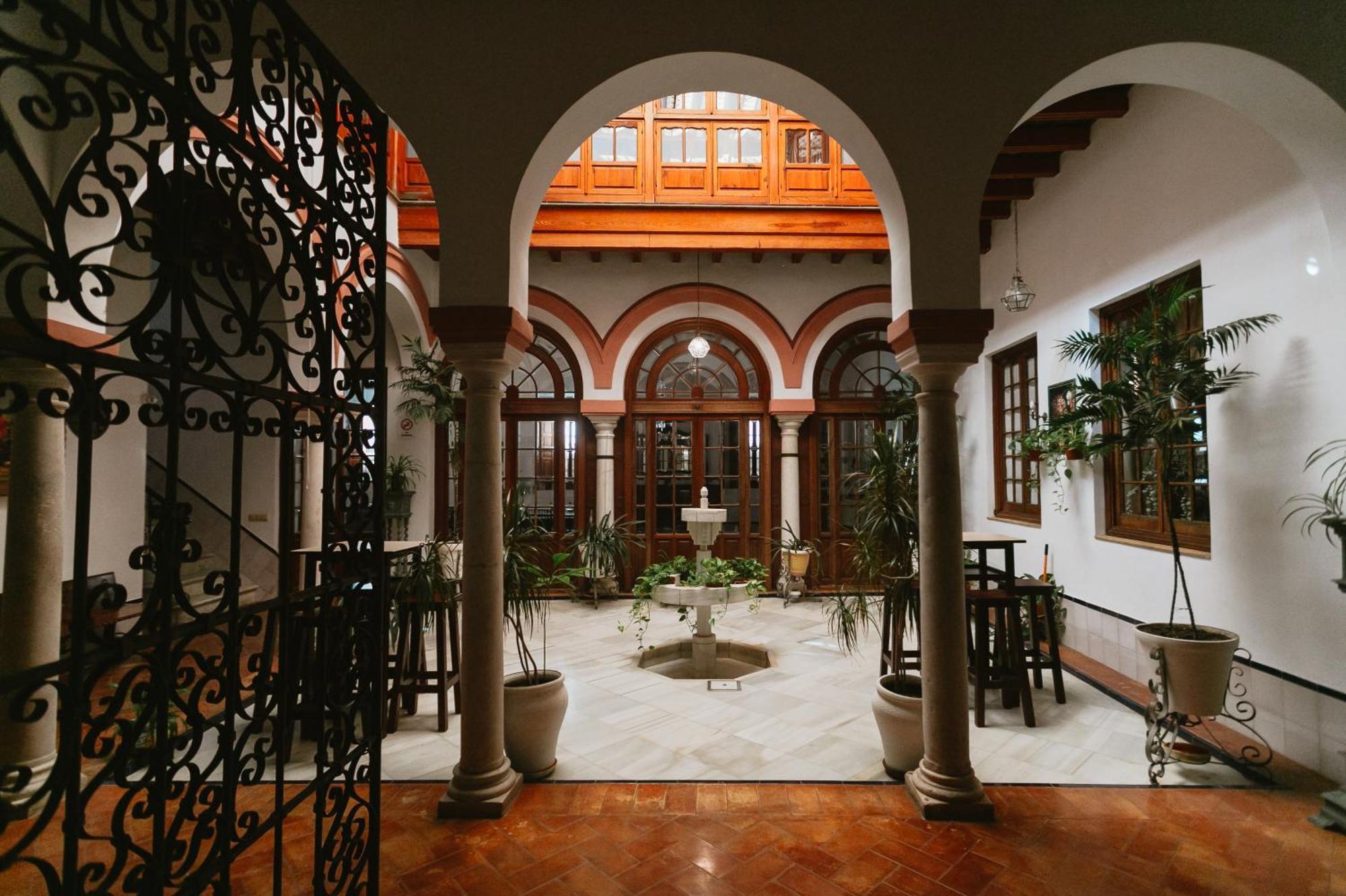 One & Lux Casa Maravilla Seville Exterior photo